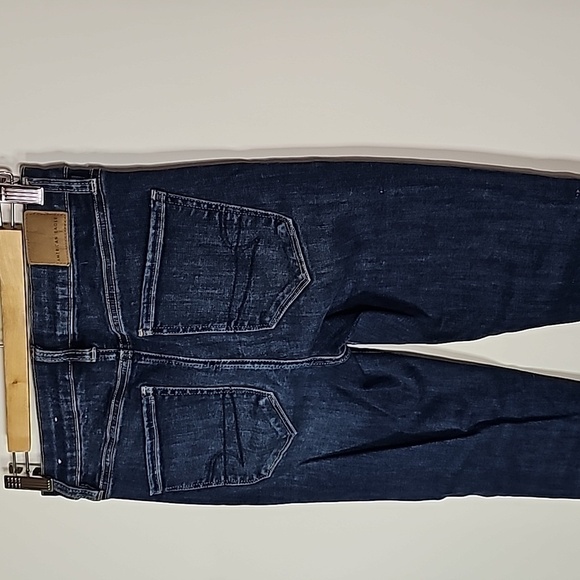 American Eagle size 4 next level stretch dark wash super high rise jeggings - Picture 4 of 8